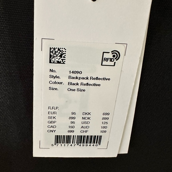 Rains black reflective waterproof backpack - Picture 6 of 9